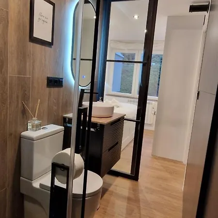 Brand New Very Cosy And Awesome Display Close To The Slope! Private Parking Apartment
